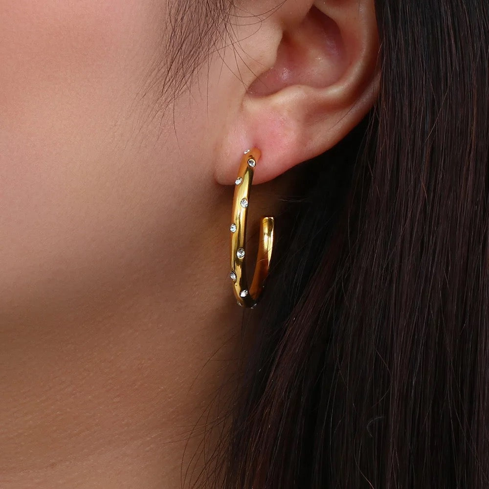 Cassia Hoops