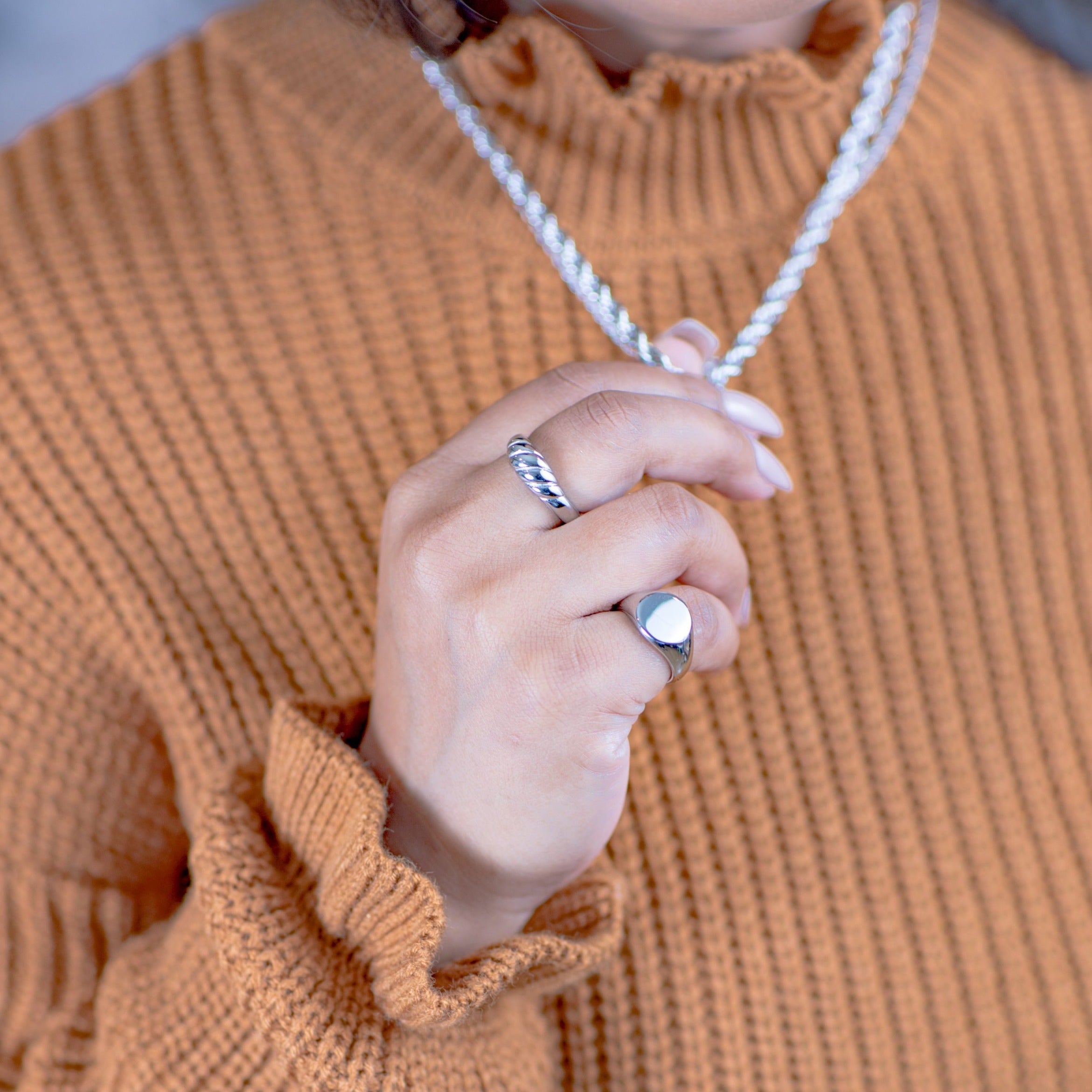 Croissant-Inspired Camilla Fashion Ring