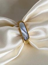 Black Iris Stainless Steel Fashion Ring