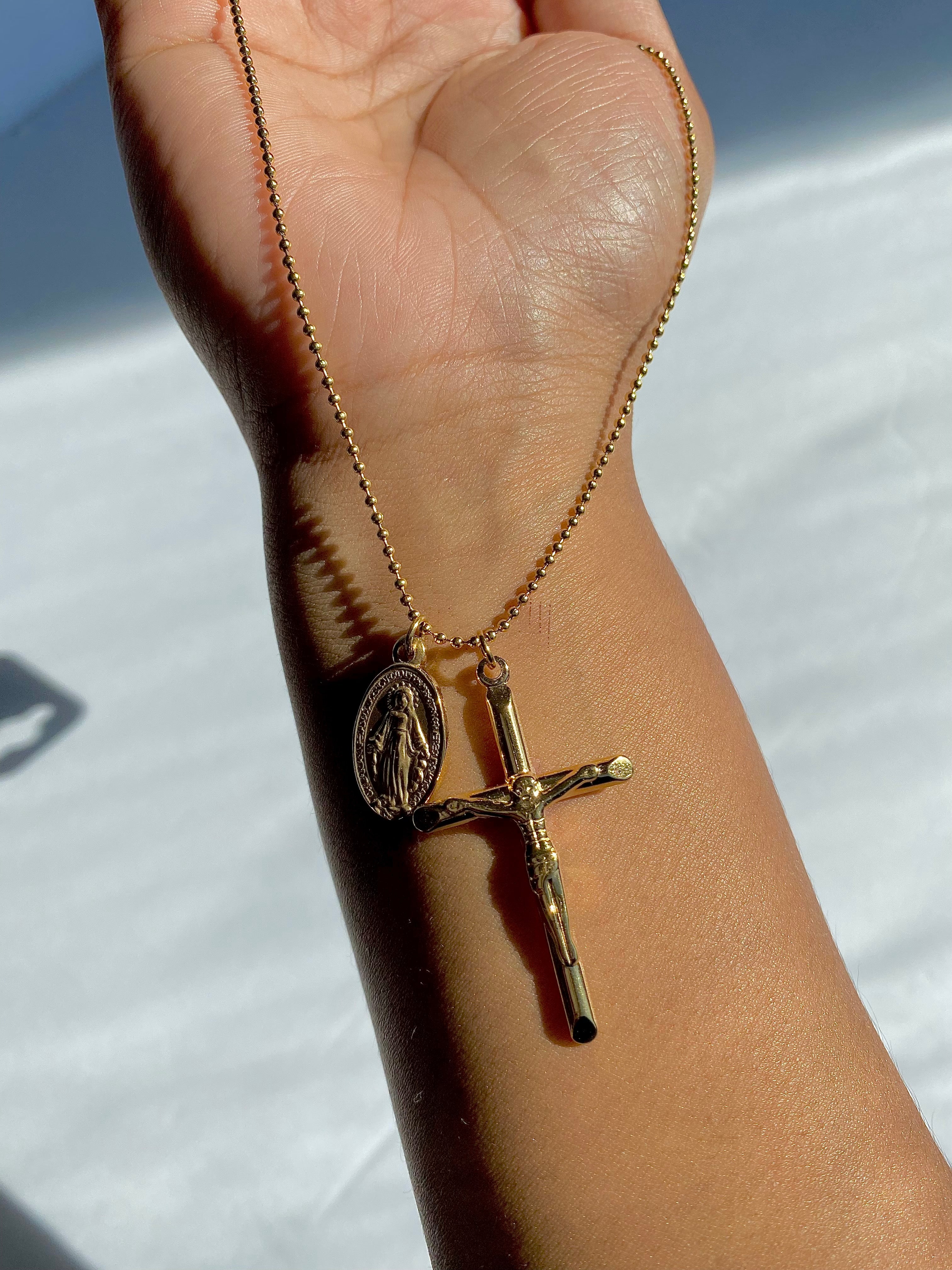 Oval Virgin Mary Cross Necklace – Vedern