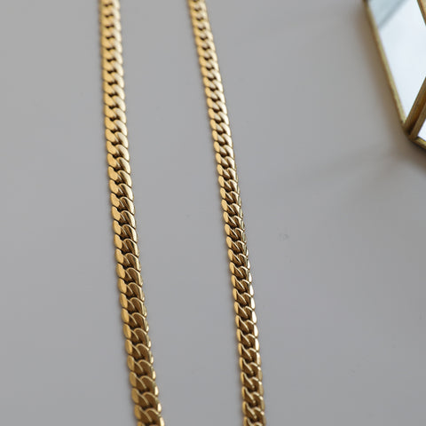 Ayla Flat Cuban Necklace